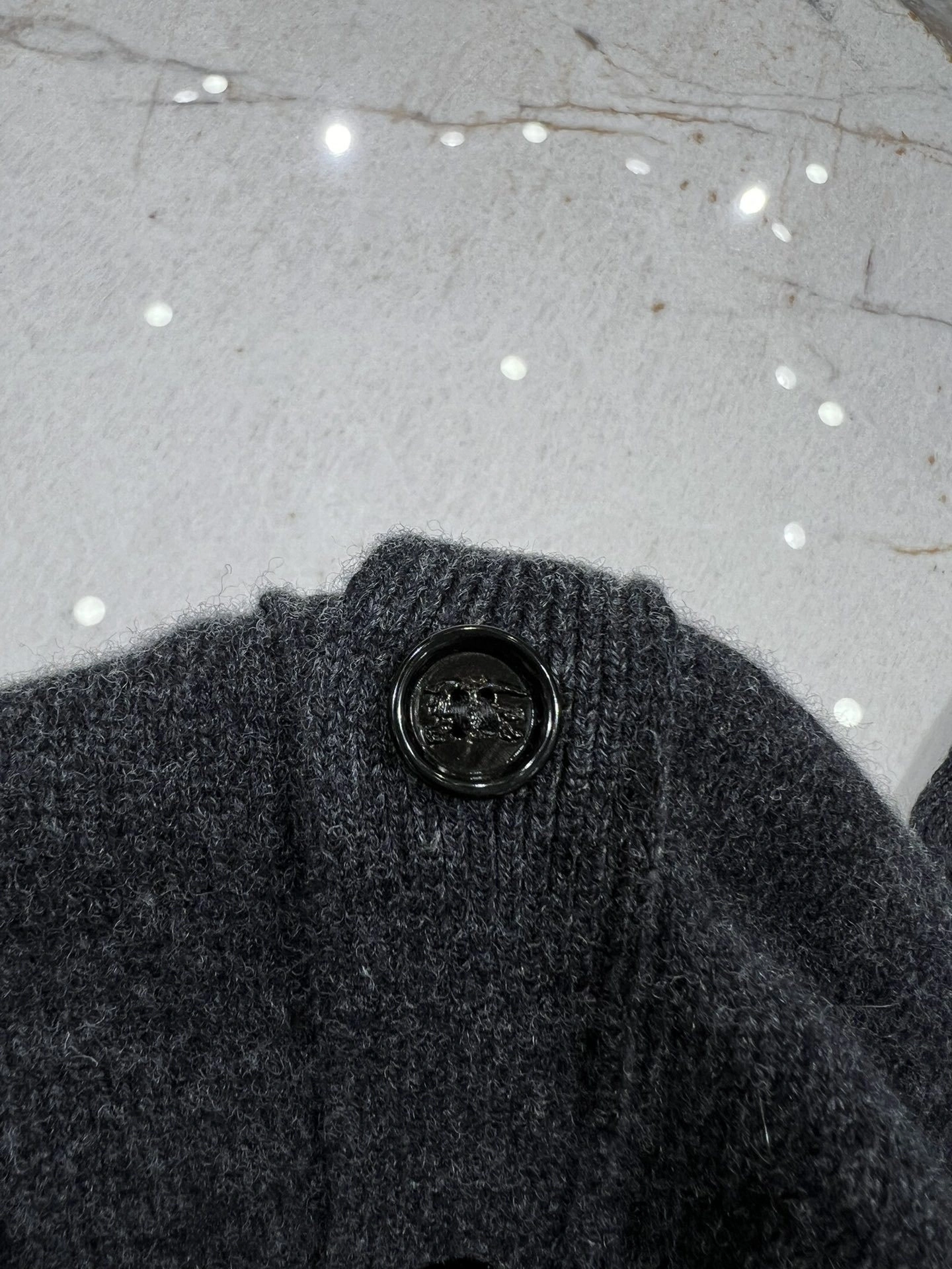 wg.luxury- 2ur25rry cashmere wool item:D-F140J5040